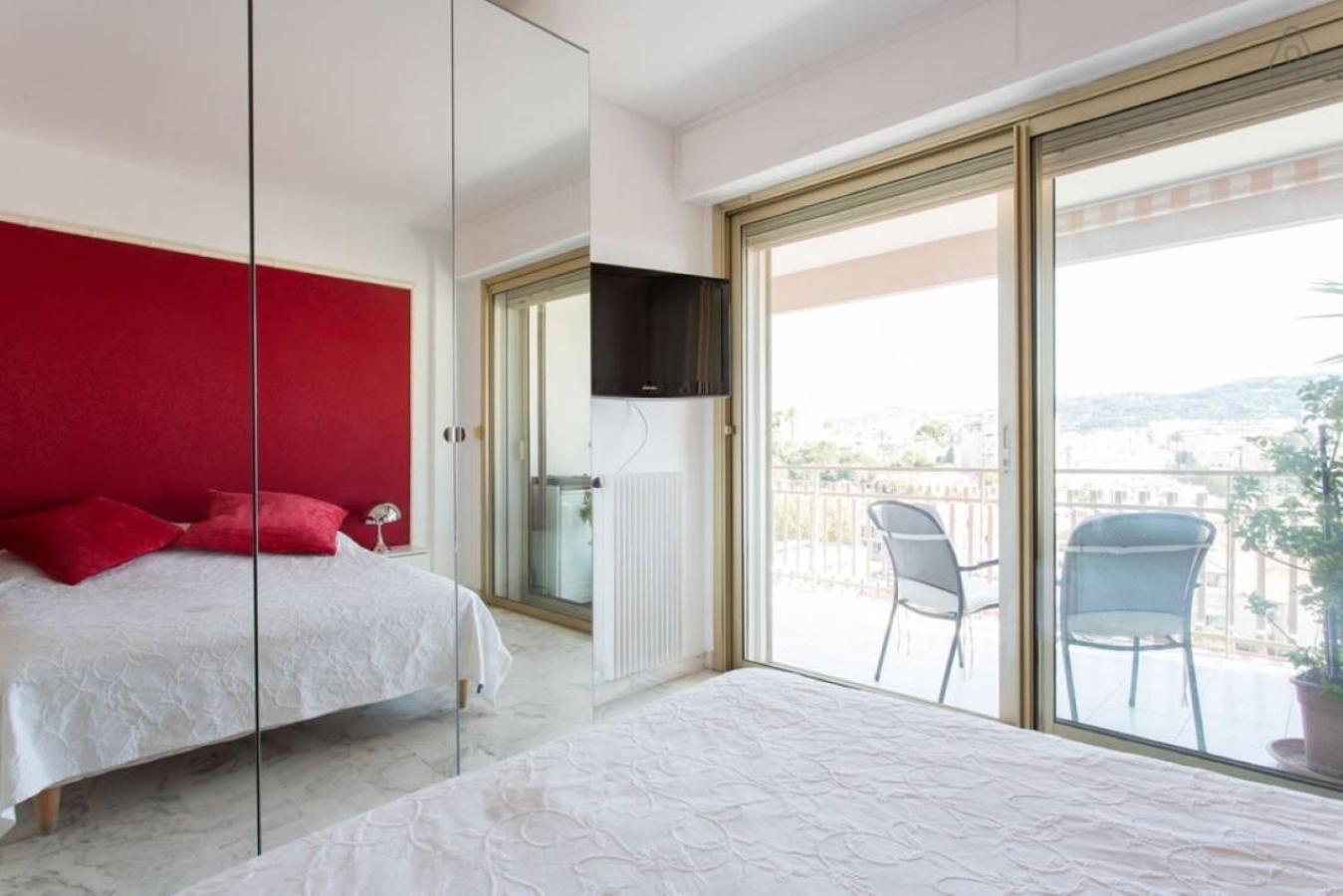 Appartement F3 Vue Mer Et Croisette Cannes Exterior photo